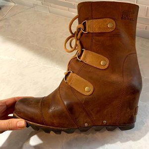 Size 9 Sorel Joan of Arc Wedge Bootie